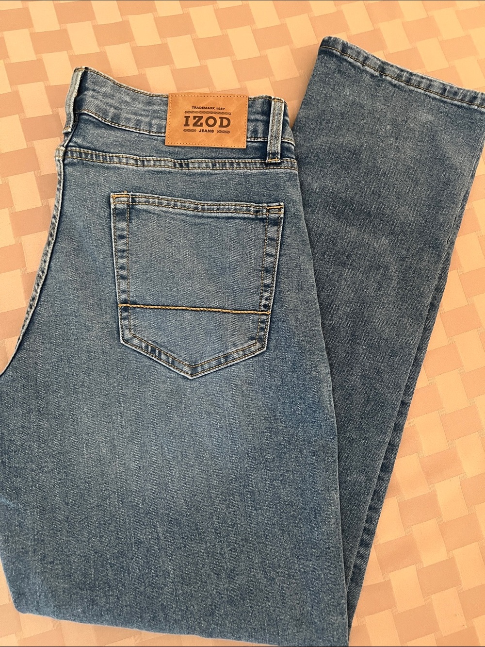 Izod Men's Straight-Leg Saltwater Denim Jeans 32 x 32